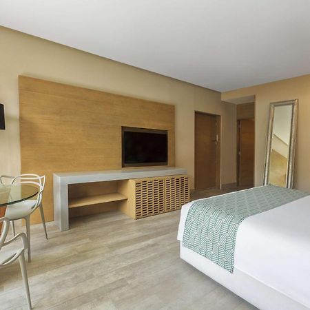 The Yucatan Playa Del Carmen, Tapestry Collection By Hilton (Adults Only) Hotel Exterior photo